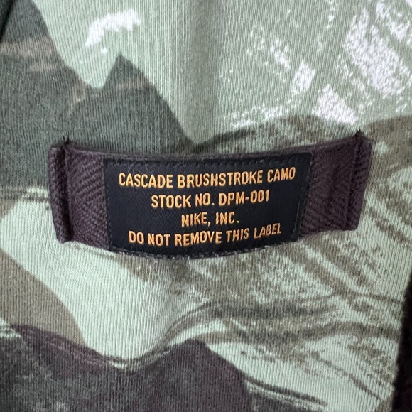 Nike Hoodie Men Medium Brown Green Camo Dri Fit Cascade‎ Brushstroke - Picture 4 of 13